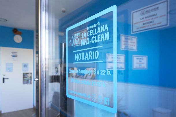 porta de entrada con horario